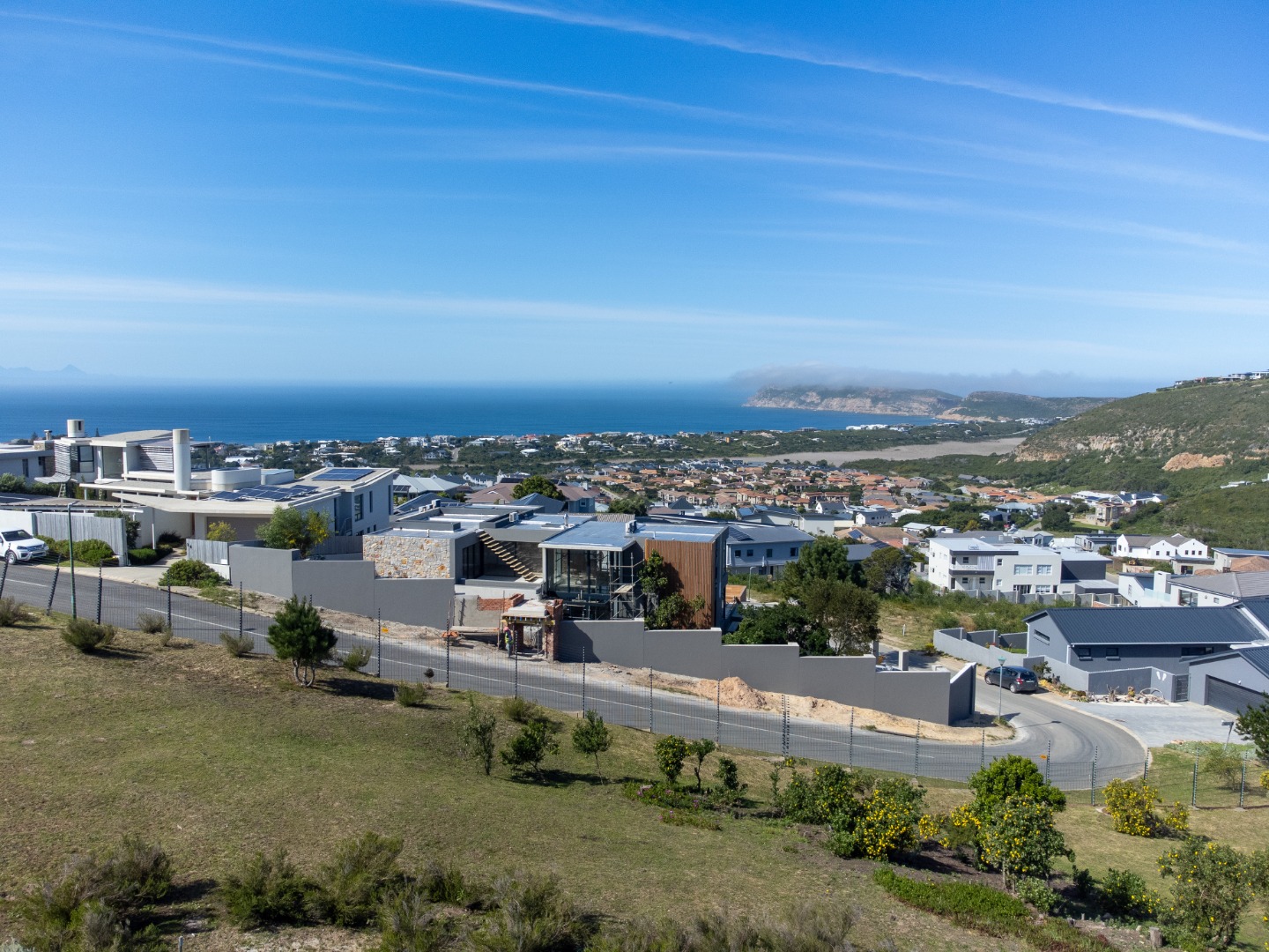 Location & <em>lifestyle</em>