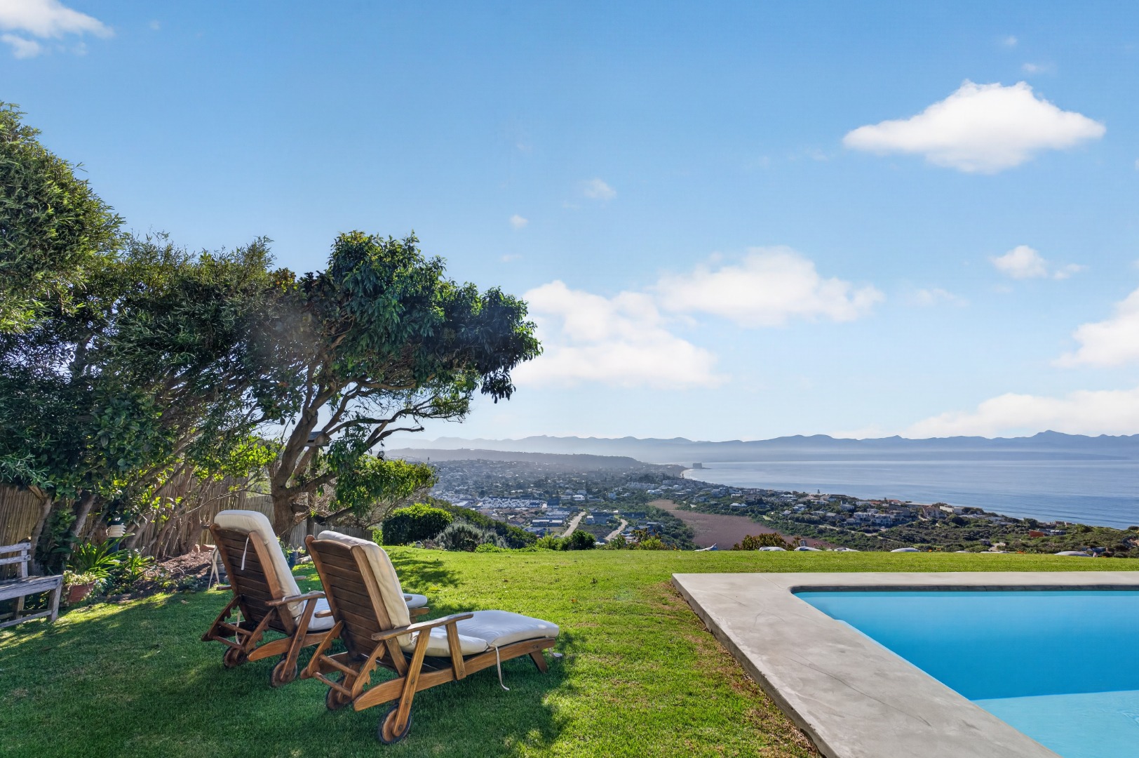 High on the ridge, close to Robberg